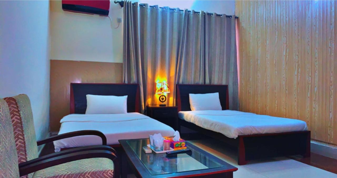 Crown Castle Peshawar Hotel Екстериор снимка