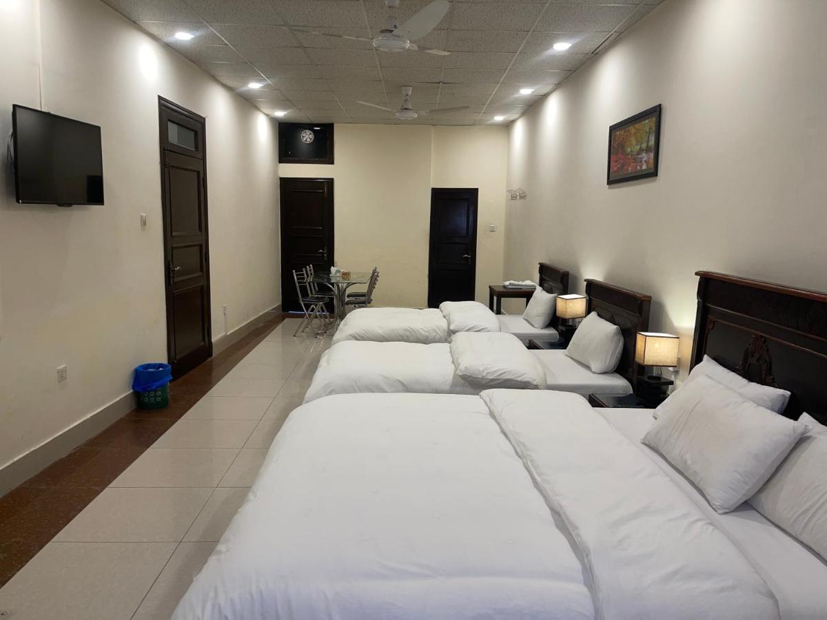 Crown Castle Peshawar Hotel Екстериор снимка